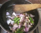 A picture of step 1 of Shahi Nawabi paneer white gravy restaurant style.