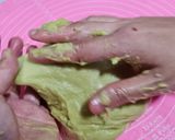 Hình bước làm 5 của món Bánh tiêu lá dứa