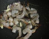 Foto langkah ke 2 dari resep Tahu Dan Udang Tumis Cabe Hijau.