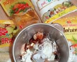 Foto langkah ke 2 dari resep Frozen Food | Egg Chicken Roll.