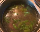Foto del paso 4 de la receta: Caldo de pollo 🐓 con lo que tenía