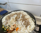Foto del paso 6 de la receta: Tallarines de arroz estilo Alexis