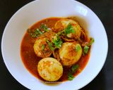 A picture of step 8 of Saoji Egg Masala Curry Nagpuri style.