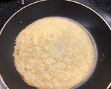 A picture of step 2 of Envelope crêpes.