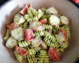 Foto del paso 5 de la receta: Ensalada de fusilli y pulpo con pesto de canónigos