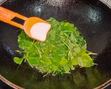 A picture of step 2 of Methi Biscuit Bhakri.