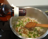 Foto del paso 6 de la receta: Arroz caldoso de gallineta y alcachofas