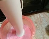 Foto langkah ke 1 dari resep Strawberry youghurt smoothies.