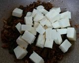 A picture of step 8 of Paneer Pepper Fry.