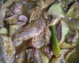Foto langkah ke 3 dari resep Ayam goreng lengkuas.