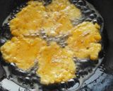 Foto langkah ke 6 dari resep Bakwan Jagung Gurih.