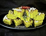 A picture of step 6 of Green Moong Dhokla.