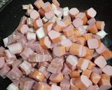 Foto del paso 2 de la receta: Espaguetis con Panceta Ahumada y Perrito Caliente