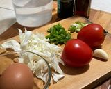 Foto langkah ke 1 dari resep Sup Tomat Telur.