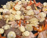 Foto langkah ke 3 dari resep Capcay Goreng.