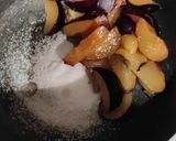 A picture of step 1 of Plum crumble.