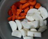A picture of step 1 of Healthy Veggie Boiled Rice.