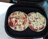 Foto langkah ke 4 dari resep Pizza ala Happy call.