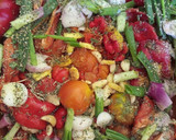 A picture of step 1 of Stew Base🍅🌶️🍅🧄🌰🥬.