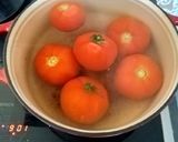 Une image de l'étape 2 de Bocaux de tomates pelées.