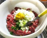 Foto del paso 1 de la receta: Hamburguesas de carne jugosas