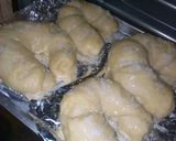 A picture of step 2 of Bread with coconut.