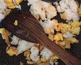 Foto langkah ke 6 dari resep Nasi Goreng Tek-tek 90% mirip ✅.