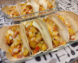 Foto del paso 4 de la receta: Tacos de patatas, cheddar, queso, y lomo adobado