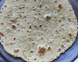 A picture of step 6 of Phool Gobhi paratha.