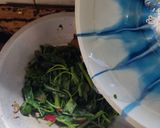 Foto langkah ke 3 dari resep Tumis Kangkung.