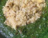 A picture of step 3 of લહસુની પાલક ખીચડી. (Lasooni palak Khichdi Recipe in Gujarati).