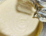 Foto del paso 3 de la receta: Roscas de magdalenas 🥯 🧁 🍋 👩‍❤️‍👩