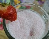 A picture of step 4 of Creamy Fruity oats milkshake.