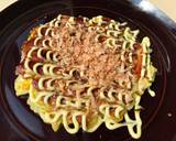 Japanese pork and cabbage okonomiyaki (Butatama 豚玉お好み焼き) recipe step 7 photo