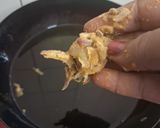 A picture of step 4 of Onion Pakoda.