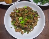 Foto langkah ke 5 dari resep Oseng Ikan Asin dan Pete.