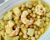 Foto del paso 6 de la receta Potaje de garbanzos con solomillo de atún y gambón