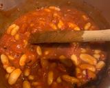 A picture of step 2 of Easy baked beans.