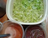 A picture of step 2 of Tostadas de Shredded Pork.