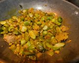 A picture of step 4 of Ivy Gourd paruppu usili.