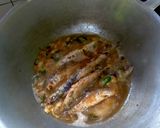 Foto langkah ke 3 dari resep Ikan Asin Saos Tiram.