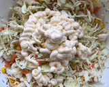 Foto del paso 3 de la receta: Ensaladilla de col, zanahoria y maíz dulce