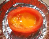 Foto del paso 3 de la receta: Tomates rellenos con huevo (al horno)