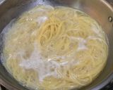 Foto langkah ke 1 dari resep Spaghetti Carbonara Rumahan.