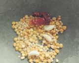 A picture of step 1 of வாழைப்பூ துவையல்.