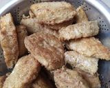 A picture of step 4 of Yam patties.