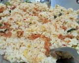 Foto langkah ke 4 dari resep Nasi Goreng Sederhana.