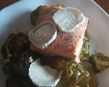 Foto del paso 5 de la receta: Salmón con pimiento y calabacín al horno