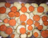 Foto del paso 10 de la receta: Pastel de Papa, Zanahoria y Carne con salsa de mozzarella y cebolla