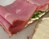 Foto del paso 3 de la receta: Sándwich de pastrami y queso Arzúa-Ulloa